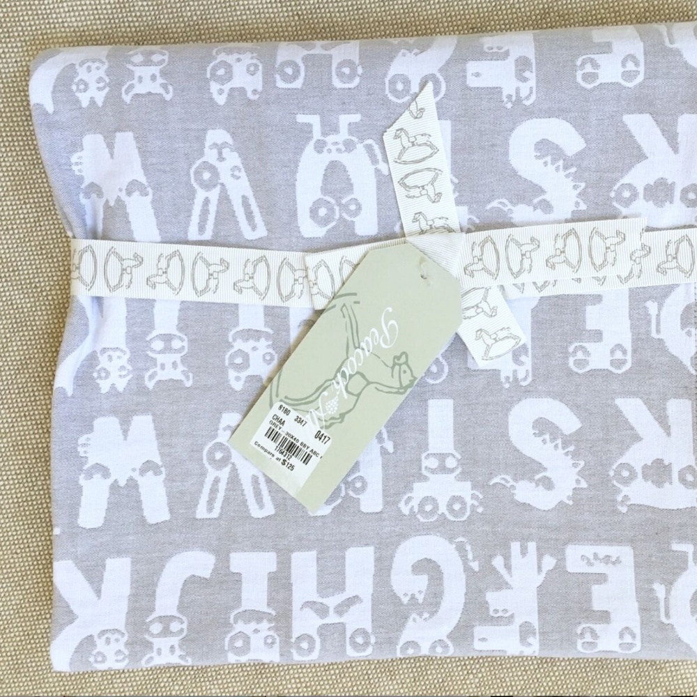 PEACOCK ALLEY $125 LUXURY JACQUARD BABY BLANKET